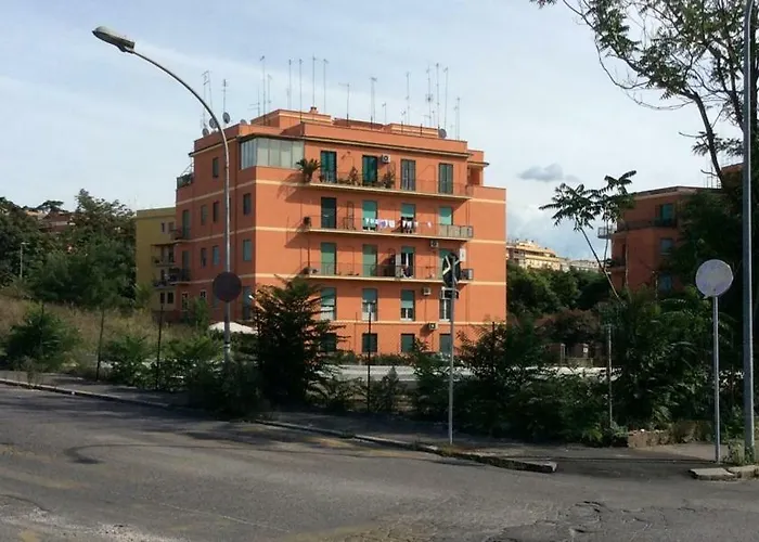 Tommy アパート ローマ